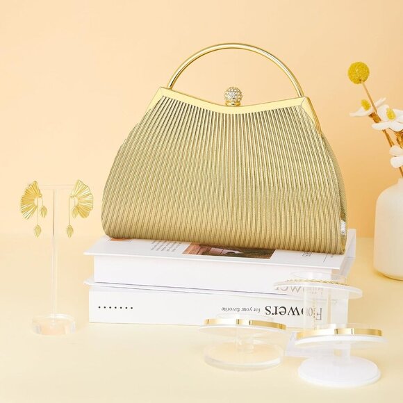 Trendy Gold Evening Accessory Set: Clutch, Bracelets, and Earrings Included - Picture 7 of 7